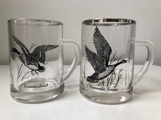 Set Of 2 Vintage Federal Glass Beer Mugs. Sportsman Collection Canada Goose & Canvasback
