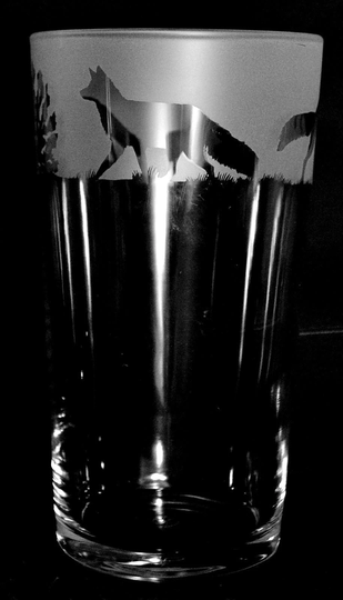 57Cl Conical Pint Glass With Fox Frieze Design