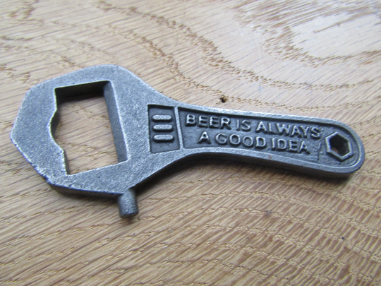 Beer Is Always A Good Idea Cast Iron Rustic Vintage Handheld Soda Beer Bottle Opener Keyring Great Item For Gift Bar, Kitchen