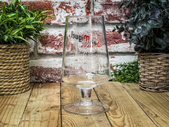 Engraved San Miguel Chalice Pint Glass. Two Design Available - Personalised With Your Message. Great For Dad Or A Lover