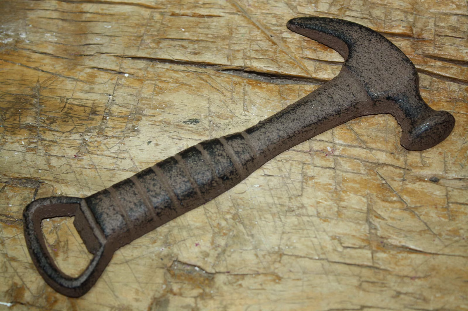 Cast Iron Antique Style Hammer Beer Bottle Opener Tool Carpenter Man Cave Garden