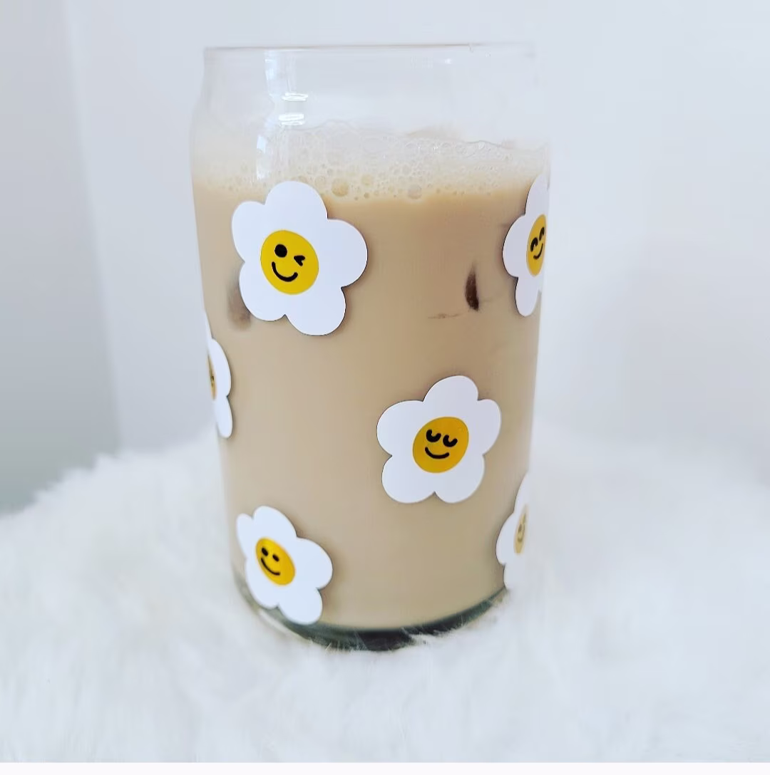 Daisies Beer Can Glass-Coffee Glass-Iced Coffee Glass-Custom Glass Cup - Flowers -Soda Glass-Glitter Dipped Can - Smiley Face - Daisy