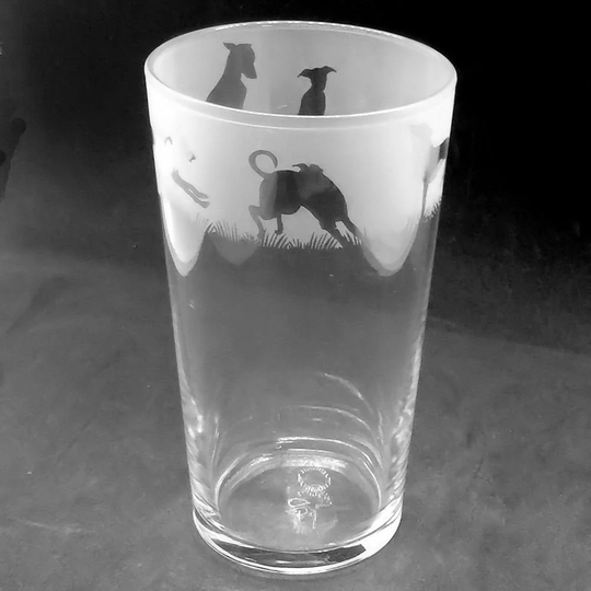 57Cl Conical Pint Glass With Whippet Frieze Design