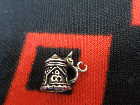 Opening Sterling Beer Stein Charm Lid Raises German For Bracelet From Charmhuntress 03094