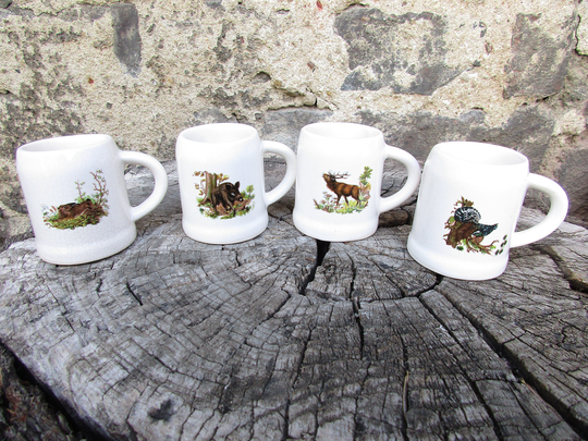 Set Of 4 P. Vintage Rustic Little Schnapps Mugs in Hunter Style, Deer, Rabbit, Wild Boar & Turkey, Housewares Ceramic Material