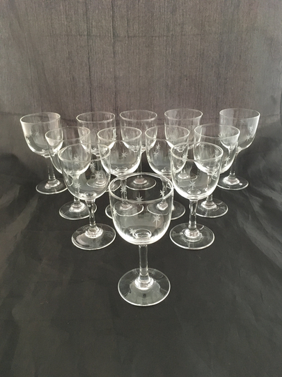 Set Of 2 Mid Century Modern Star Etched Crystal Cordial Glasses, Atomic Stardust, Sherry Port Liqueur Amaro Whiskey Spirit Tasting Glasses